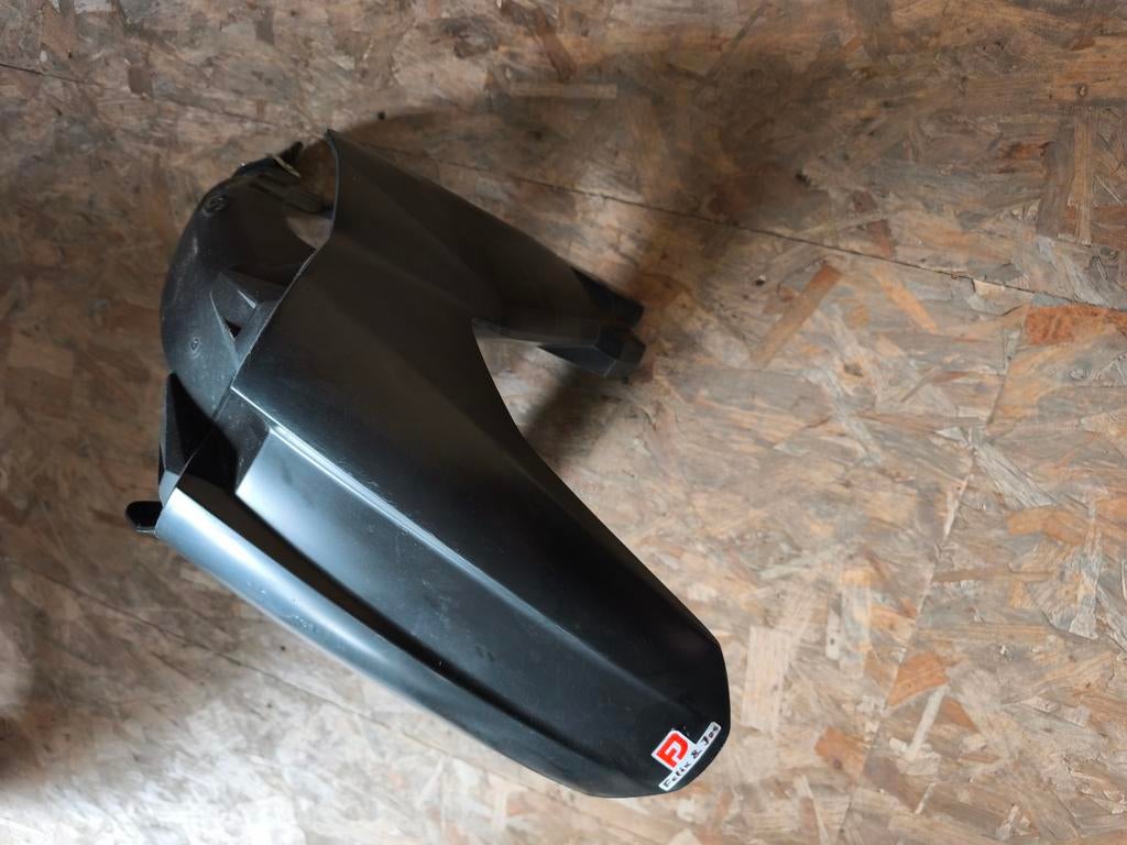 Africa Twin voorspatbord, Ophalen