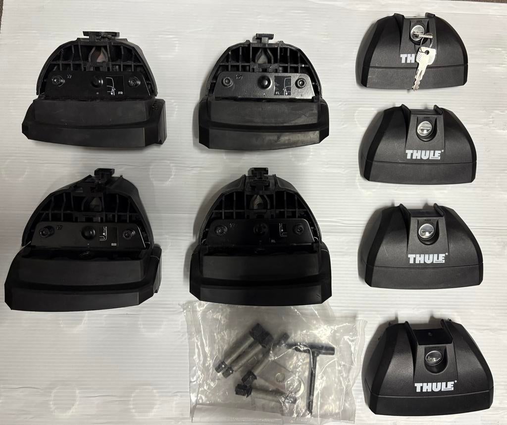 Thule dakdragervoeten voor BMW 1 hatchback van 2020 -2024, Ophalen, Zo goed als nieuw