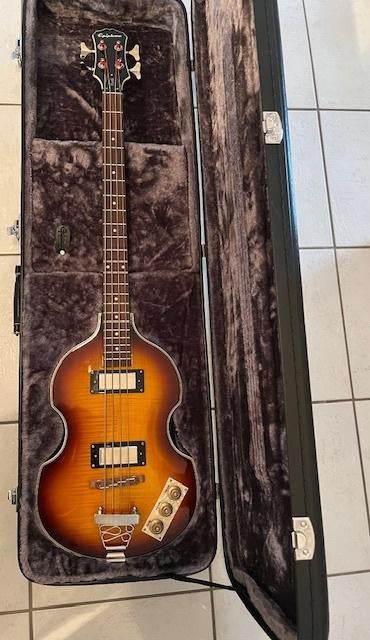 Basse electrique Epiphone Viola, Muziek en Instrumenten, Ophalen, Zo goed als nieuw, Elektrisch