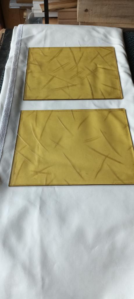 ANTIEKGEEL GLAS, Doe-het-zelf en Bouw, Glas en Ramen, Ophalen, Zo goed als nieuw