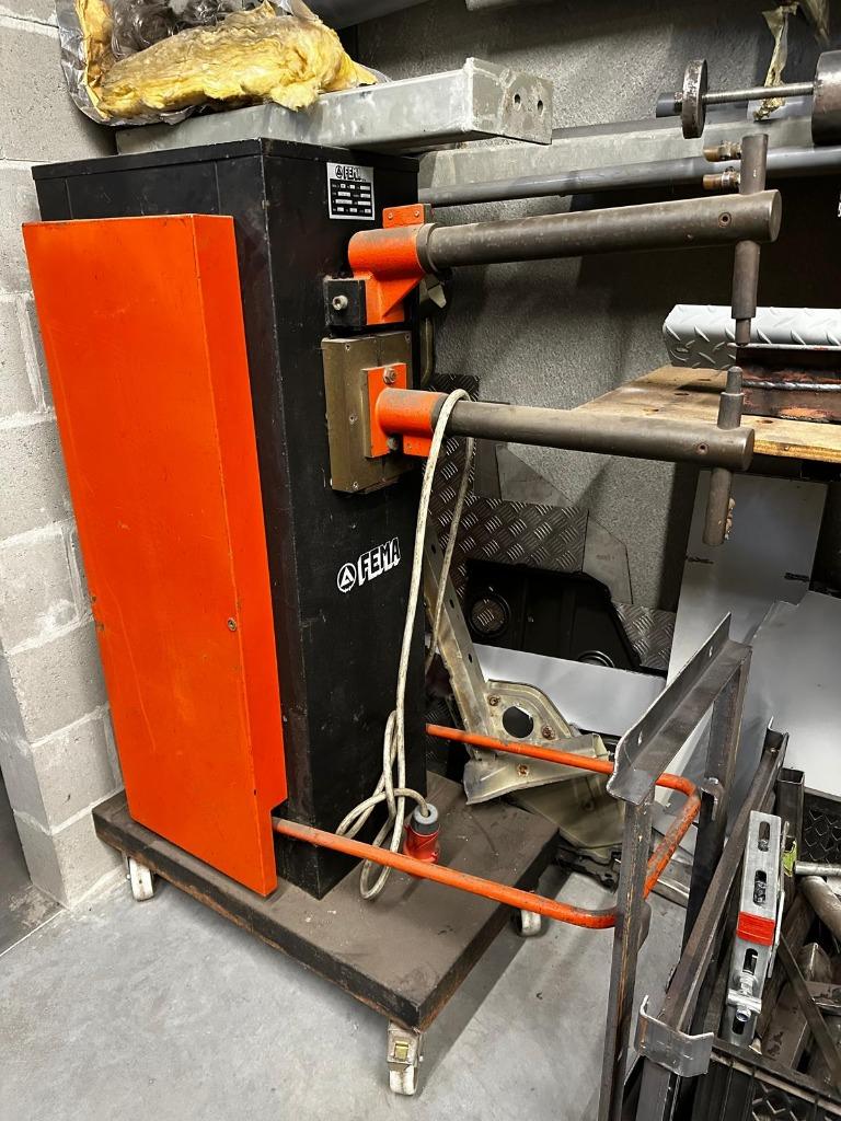 Puntlasser/Puntlasapparaat Fema, Enlèvement, Utilisé