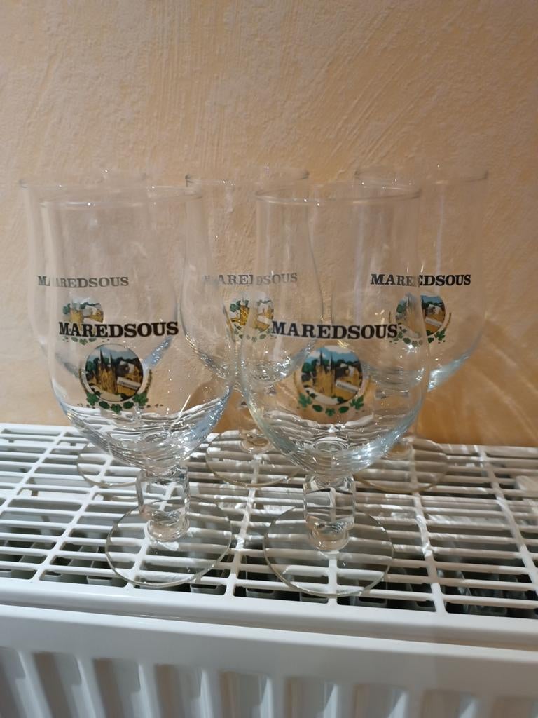 A vendre 5 verres à Maredsous, Collections, Marques de bière, Utilisé, Verre ou Verres, Autres marques