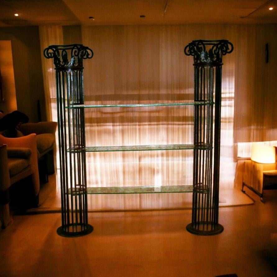 Importante paire de colonnes en fer forgé., Maison & Meubles