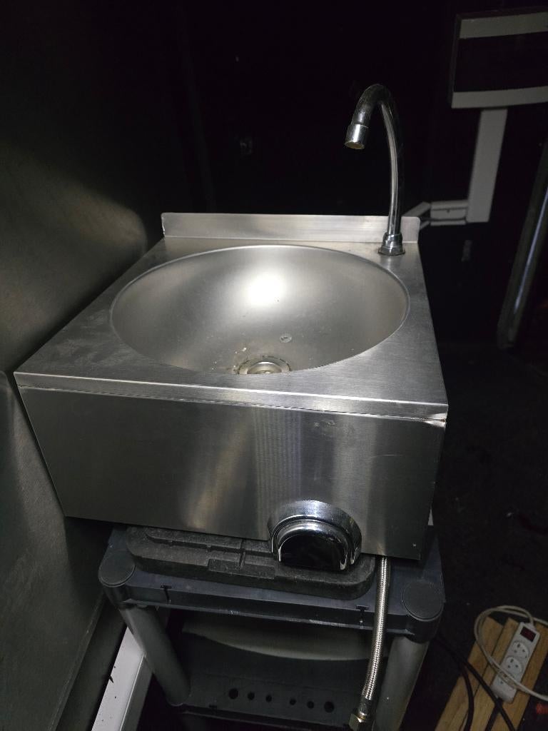 Evier, Enlèvement ou Envoi