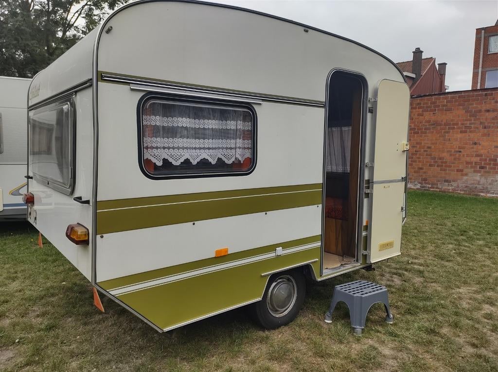 Caravane ancienne en état d'origine avec auvent, Caravanes & Camping, Caravanes, Particulier