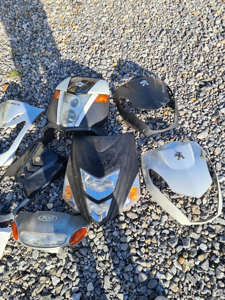 Plusieurs housses avant pour trottinettes 50cc, tous modèles, Enlèvement ou Envoi