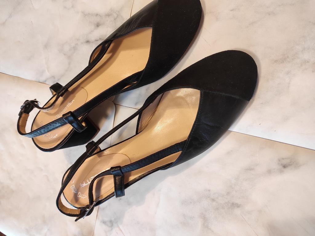 escarpins noirs pointure 39, Ophalen of Verzenden, Zo goed als nieuw, Pumps