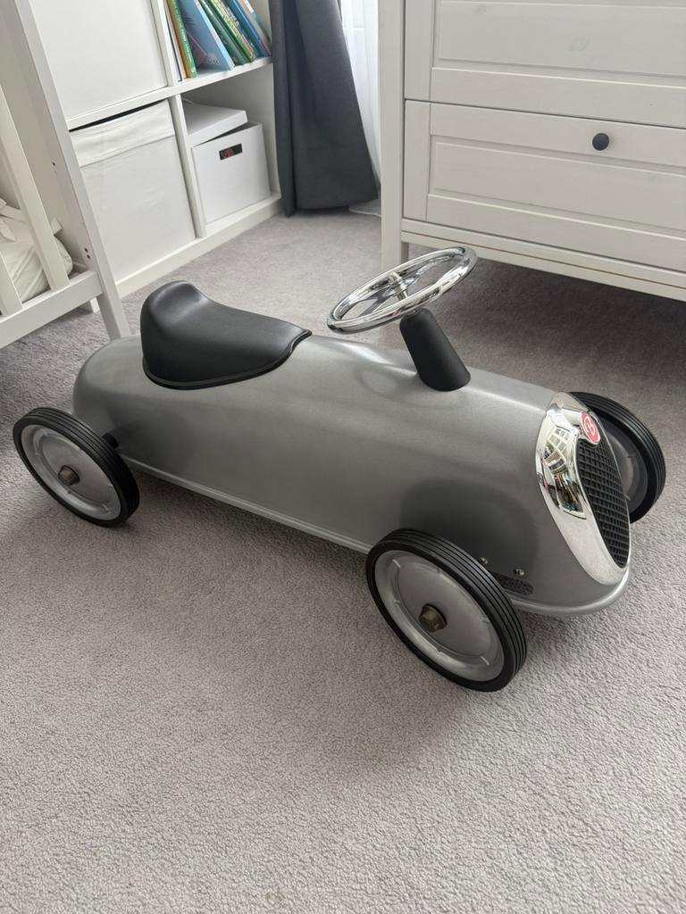 Voiture autoportée pour enfants - grise - rarement utilisée, Enfants & Bébés, Jouets | Extérieur | Véhicules & Draisiennes, Utilisé