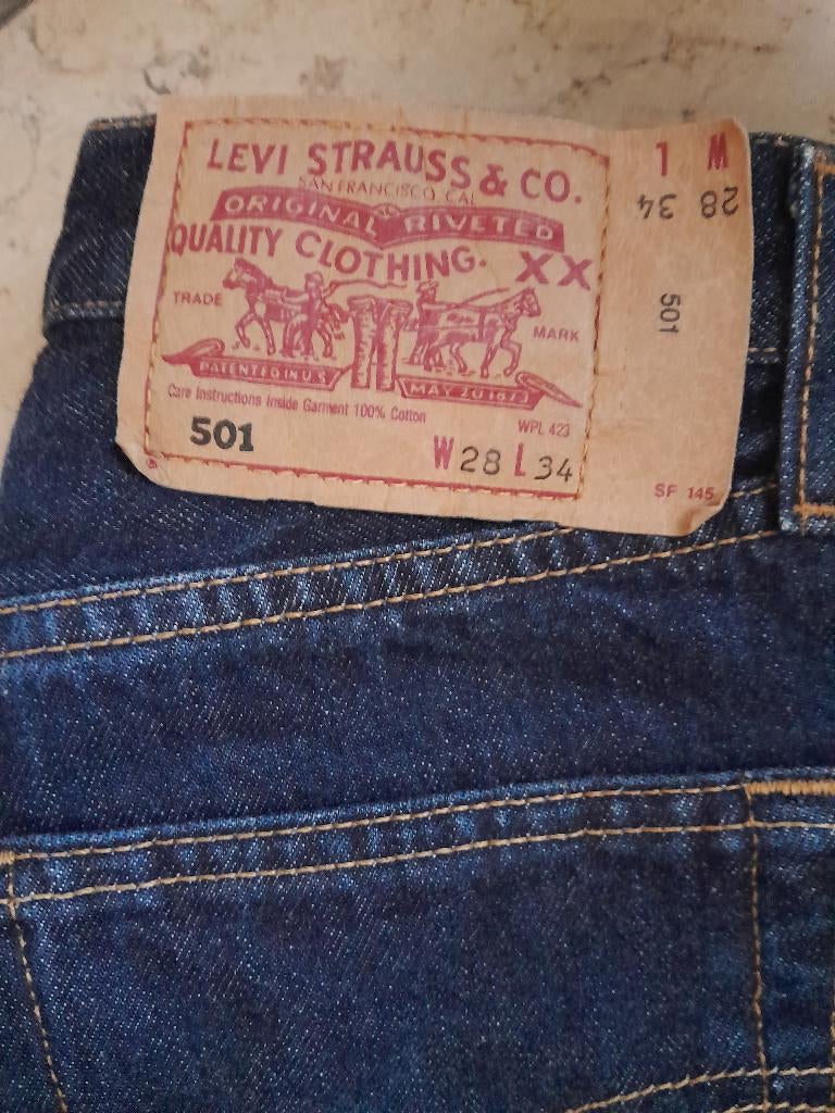 Vintage Levi 501 Jeans - donkerblau -- W28/L34, Zo goed als nieuw, W28 - W29 (confectie 36), Levis, Verzenden