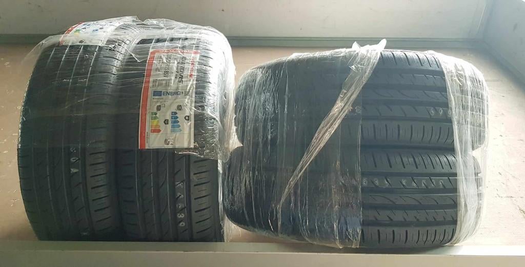 Band Roadstone 195/55R15 85V Nieuw (4stuks), Auto-onderdelen, Banden en Velgen, Ophalen, 15 inch, Nieuw, Band(en)
