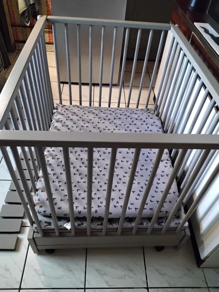 Park, Enfants & Bébés, Parcs, Enlèvement, Comme neuf, Carré, Réglable en hauteur