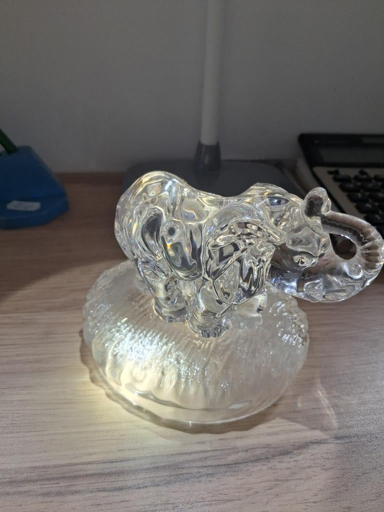 Olifant moeder met baby .kristal., Verzamelen, Ophalen