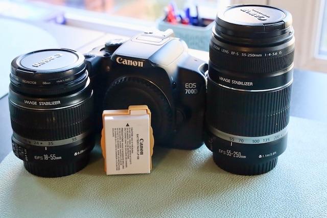 Spiegelreflex Canon EOS 700D met 2 zoomlenzen & extra batt, 18 Mégapixel, Canon, Enlèvement, Utilisé