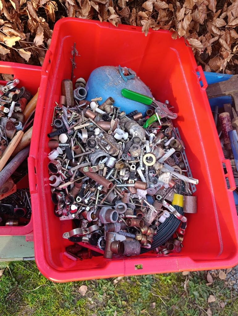 Ferrailleur 0485599685 vide votre metal gratuit, Bricolage & Construction