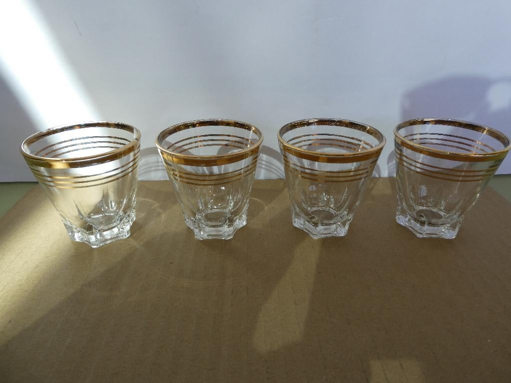 Vier oude borrelglazen shotglazen, Verzamelen, Ophalen of Verzenden, Gebruikt, Borrel- of Shotglas