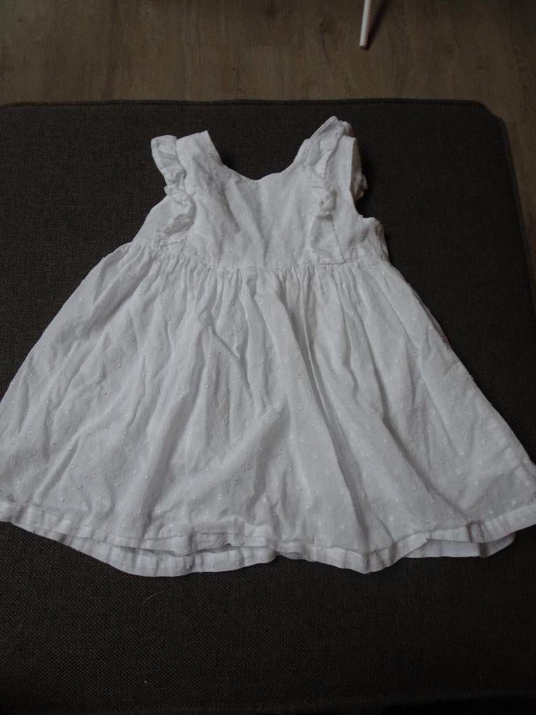 Robe blanche brodée - Taille 80, Enlèvement ou Envoi, Comme neuf, Fille, Robe ou Jupe
