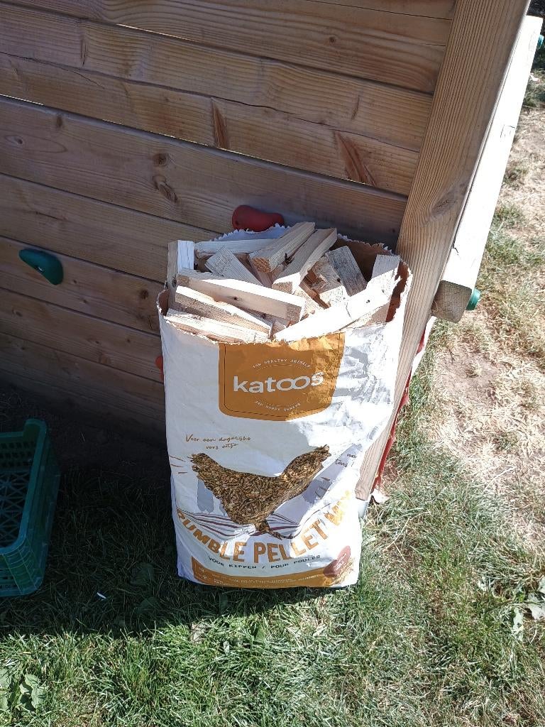 aanmaakhout/ fijn hout/ brandhout te koop, Moins de 3 m³, Enlèvement, Autres essences de bois, Bûches