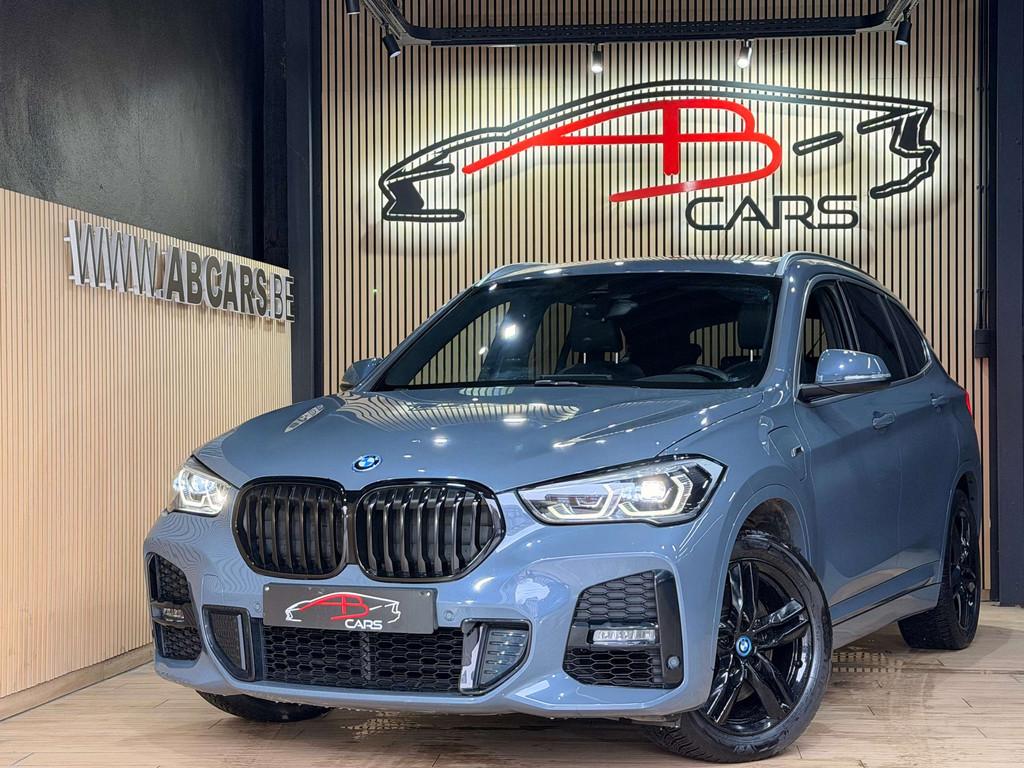 BMW X1 PHEV 1.5iA xDrive25e * PACK M * GARANTIE 12 MOIS *, Auto's, Gebruikt, USB, Blauw, Leder