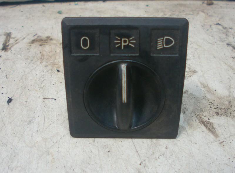 LICHTSCHAKELAAR Opel Rekord E1 / E2 / F (90044557), Gebruikt, Info@VerberkAutodemontage.nl, Opel, Nijverheidstraat 1a 1a
5405 AJ  UDEN, NL