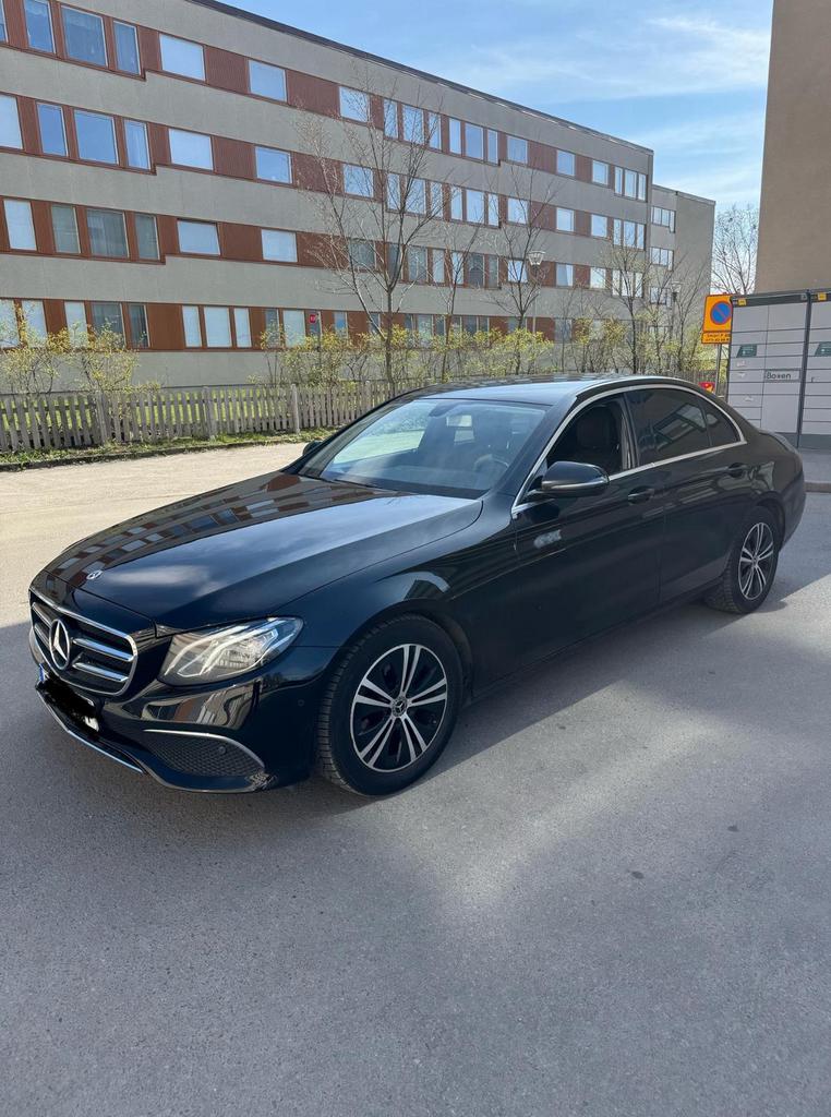 Mercedes E220 – 2020 – 110.000 km – Automaat, Auto's, Mercedes-Benz, Automaat, Achterwielaandrijving, 4 cilinders, Zwart