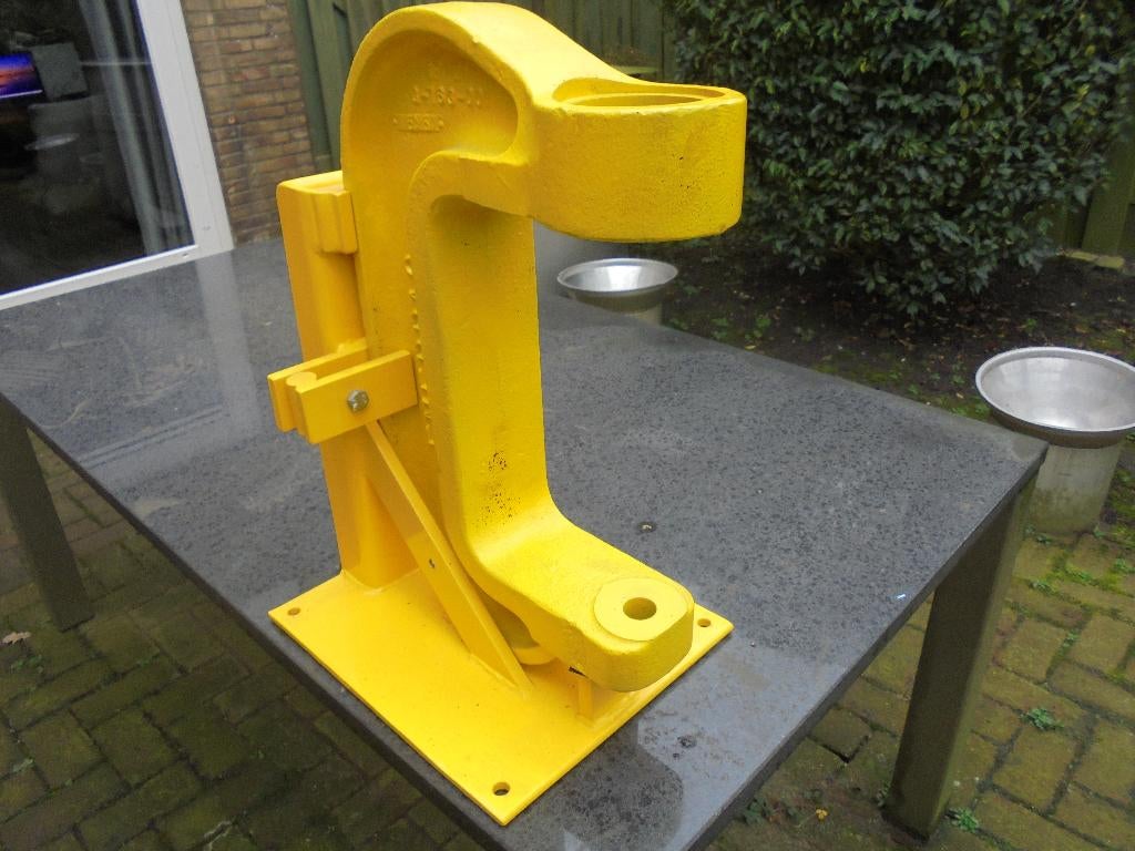 Werkplaatspers, pons, pers, ponsbeugel, C-beugel. Enerpac, Auto diversen, Autogereedschap, Ophalen, Gebruikt