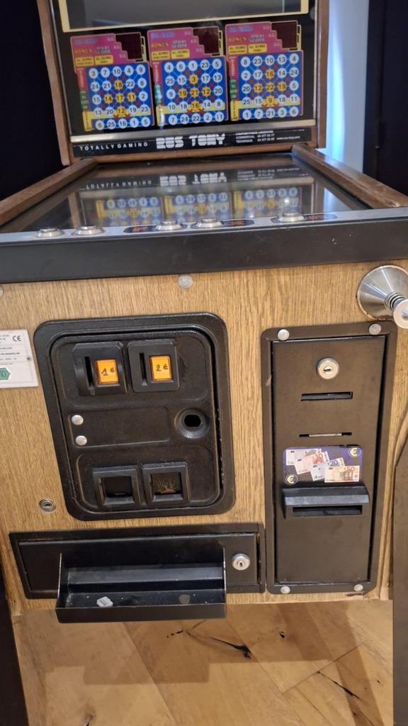 Flipperkast gokkast Montana deluxe, Verzamelen, Automaten | Gokkasten en Fruitautomaten, Ophalen