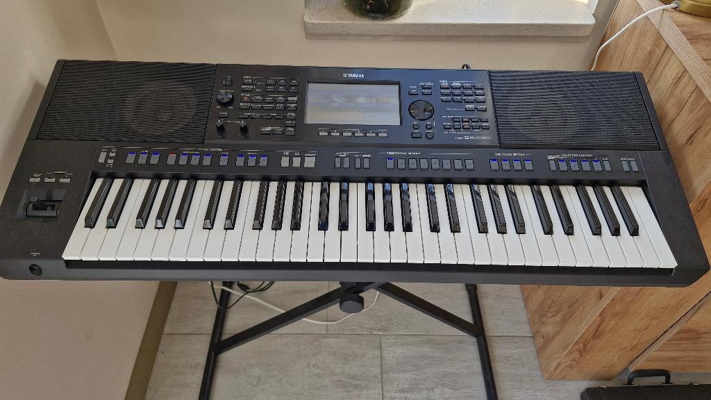 Keyboard, Muziek en Instrumenten, Ophalen, Zo goed als nieuw, 61 toetsen, Yamaha