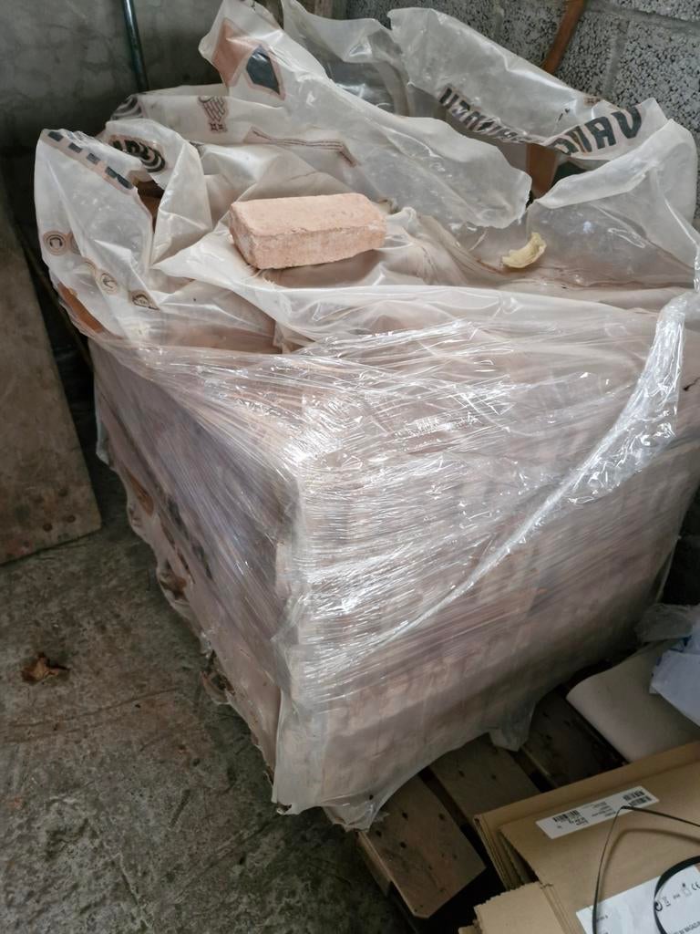 Gevelsteen, Enlèvement