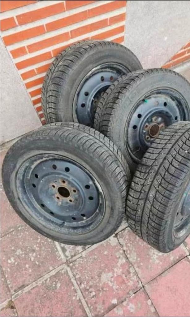 Pneu avec jantes, Enlèvement, Autre, Autre, Jante(s)