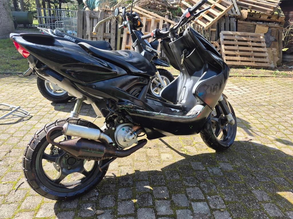 Yamaha Aerox 50cc–B klasse–Veel vernieuwd–met werk, Fietsen en Brommers, Scooters | Yamaha, Ophalen, Aerox