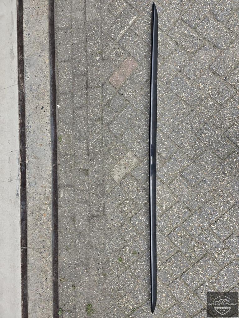 Jupe lat rale gauche d'origine pour Audi A4 8W S-Line ! 8W08, Autos : Pièces & Accessoires, AUDI AG, Auto-Union-Strasse 1
85045  Ingolstadt, DE