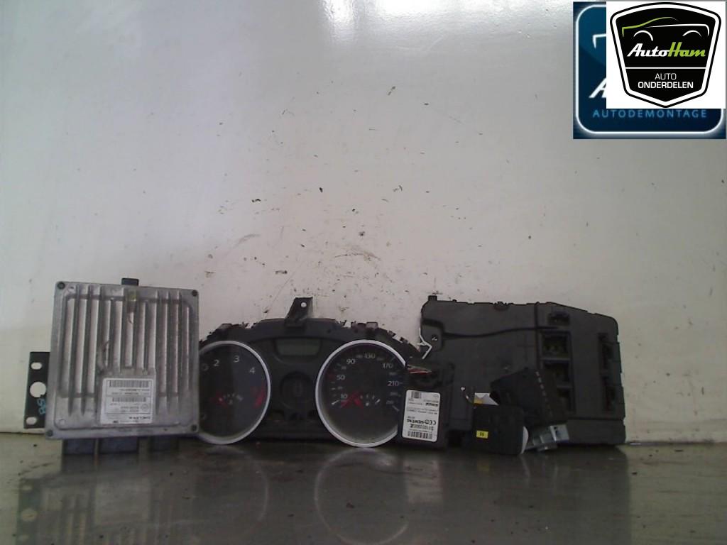 COMPUTER CONTACTSLOT Renault Megane II Grandtour (KM), Gebruikt, Renault