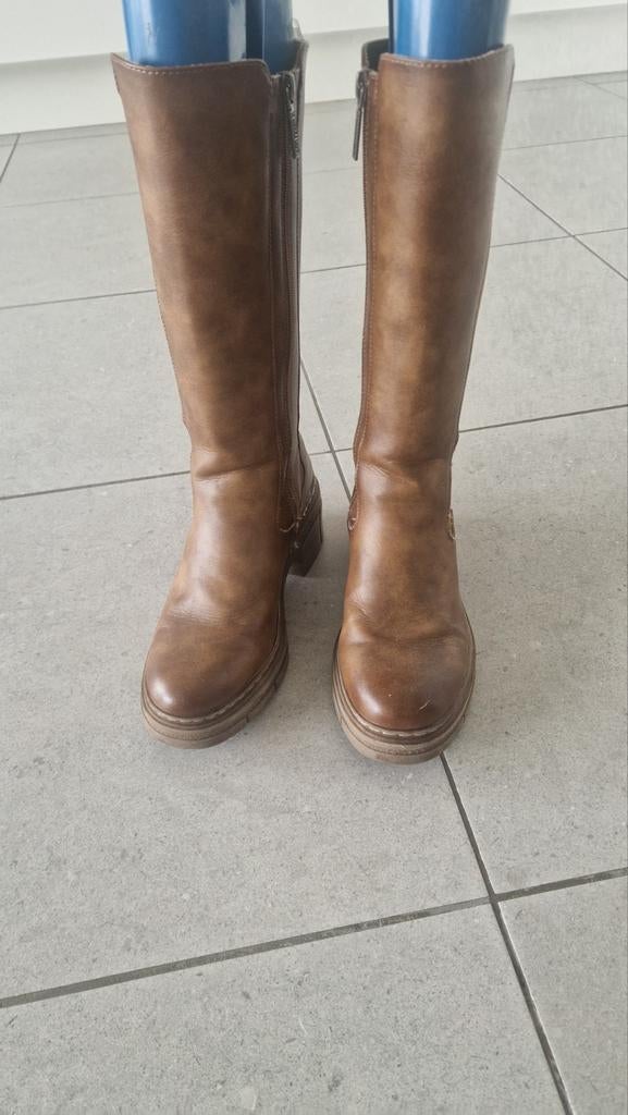 Botte marron de la marque Refresh taille 39, Enlèvement