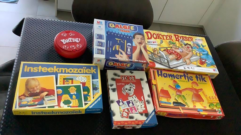 Gezelschapsspellen ,dokter bibber ,insteekmozaiek,galgje ea, Hobby en Vrije tijd, Gezelschapsspellen | Overige, Ophalen, Zo goed als nieuw