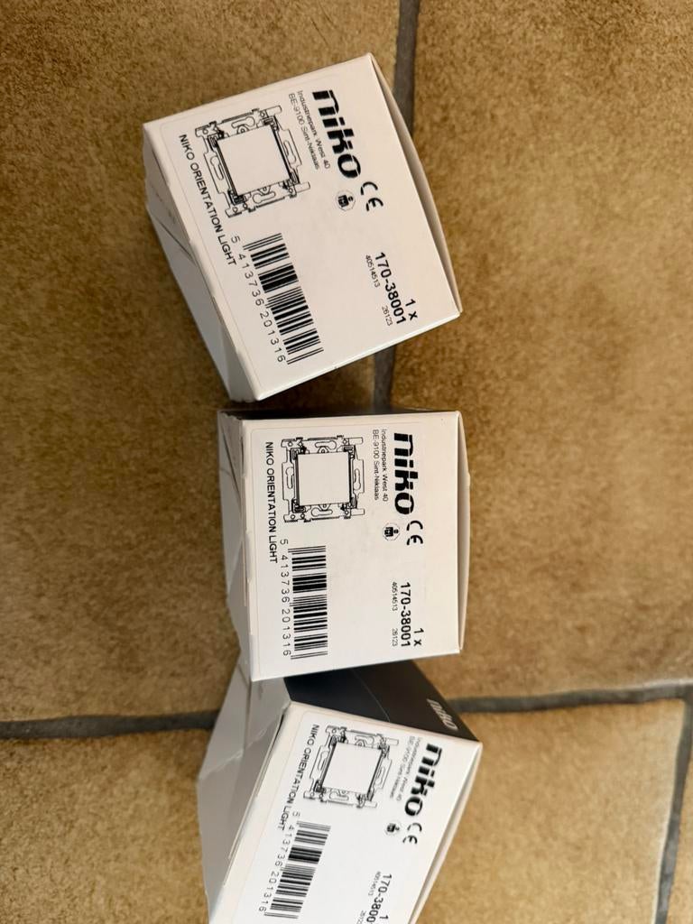 Niko orentatieverlichting light helder WIT !Nieuw!, Bricolage & Construction, Systèmes d'alarme, Enlèvement ou Envoi, Comme neuf