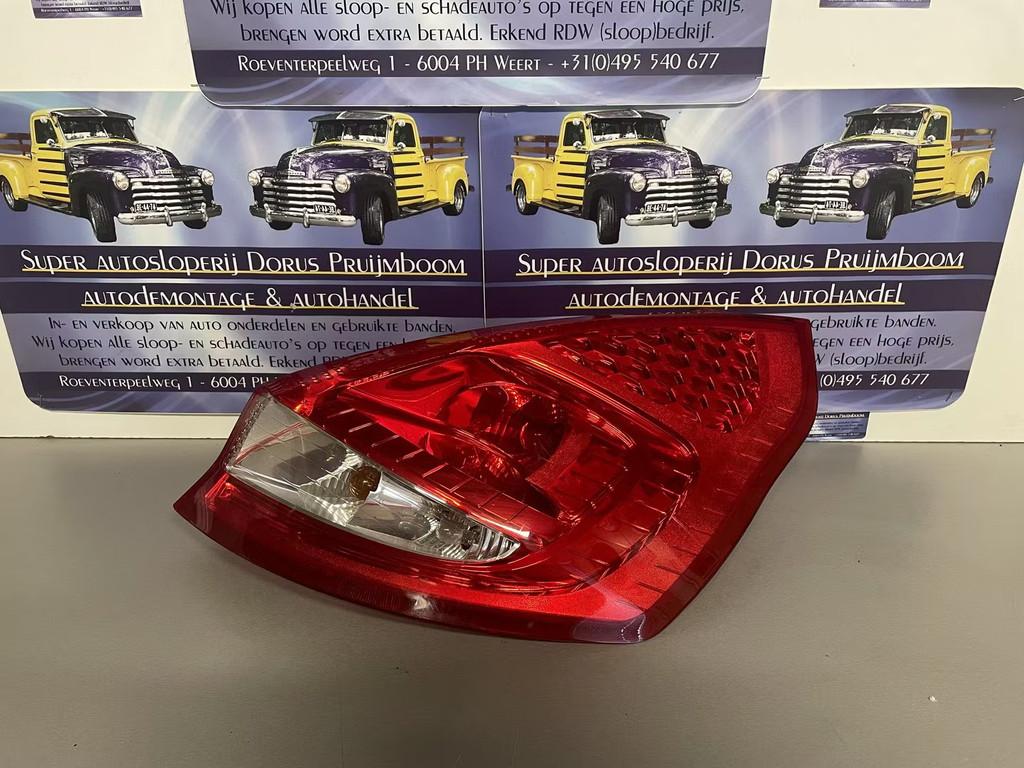 Ford fiesta achterlicht rechts, Info@ford.com, Ford Motor Company, American Road 1
48126  Dearborn, Ford