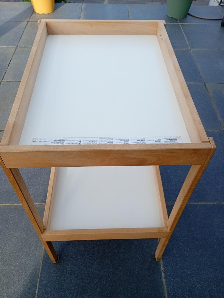 Verzorgingstafel/luiertafel ikea, Autres marques, Enlèvement, Utilisé, Standard