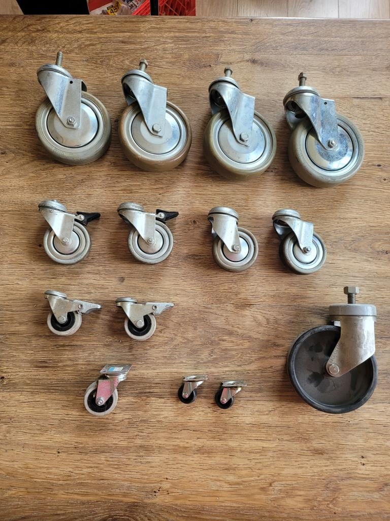 Set zwenkwielen, Doe-het-zelf en Bouw, Zwenkwielen, Ophalen of Verzenden