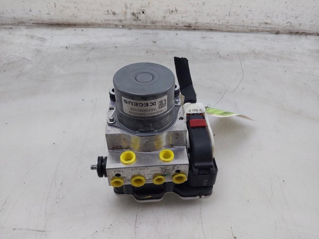 ABS POMP Renault Kangoo Express (RFK) (01-2020/-), Robert Bosch AG, Gebruikt, Renault, Robert-Bosch-Allee 1
74232  Abstatt, DE