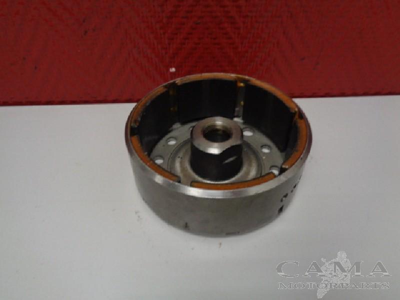 VOLANT MOTEUR Suzuki GSX R 600 1997-2000 SRAD (GSXR 600), Dhr. S. di Majo, Utilisé, Info@cama-motorparts.nl, P.J. Troelstraweg 8 8
3144 CX  MAASSLUIS, NL