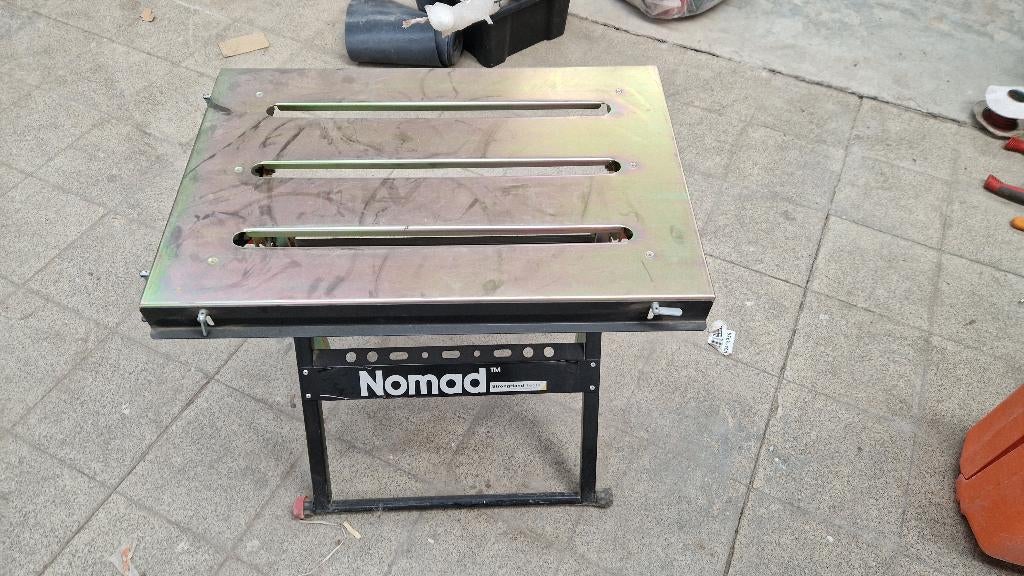 Mobiele lastafel Nomad Stronghand, Doe-het-zelf en Bouw, Ophalen, Zo goed als nieuw, Inklapbaar