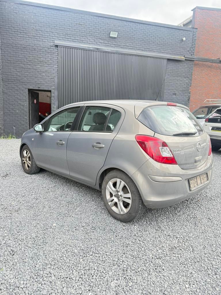 OPEL corsa d 224000 km 1.3cdti, Auto's, Opel, Voorwielaandrijving, Euro 5, Stof, Zwart