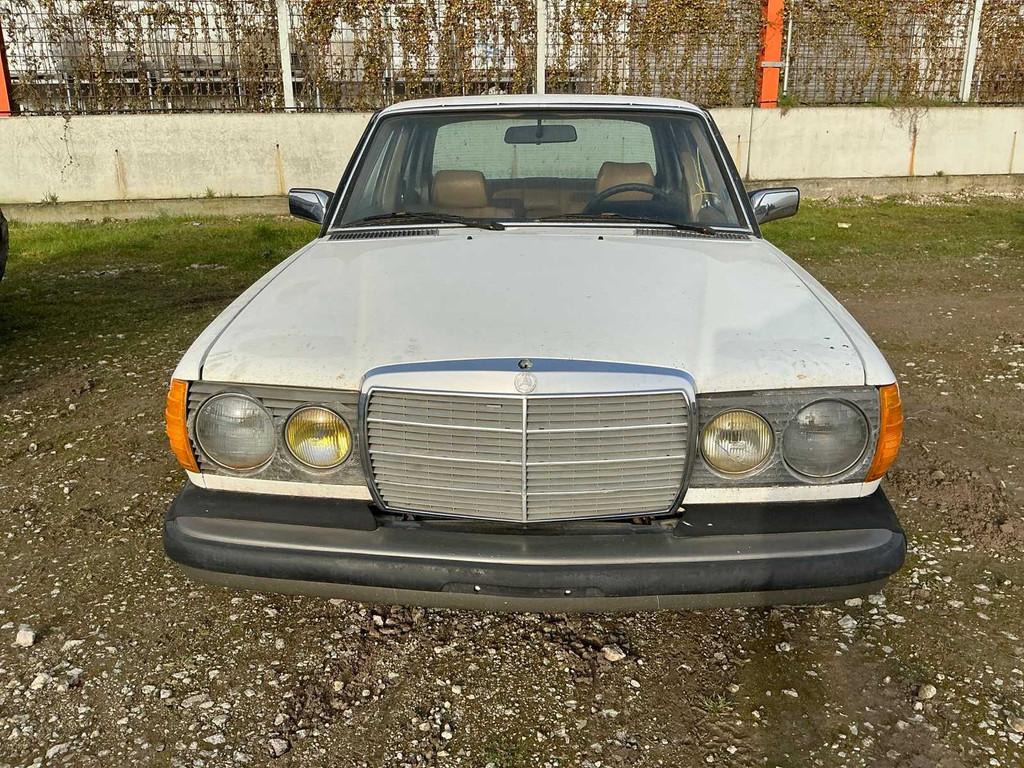 Mercedes-Benz 300D Turbo Diesel 1982, Autos, Achat, Entreprise, Série 300, Autre carrosserie
