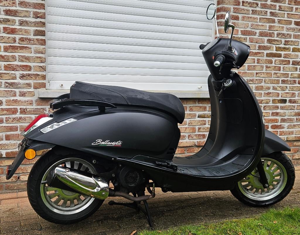 Trottinette GTS Bellavista 1886 km pièces ou réparation, Enlèvement, Utilisé