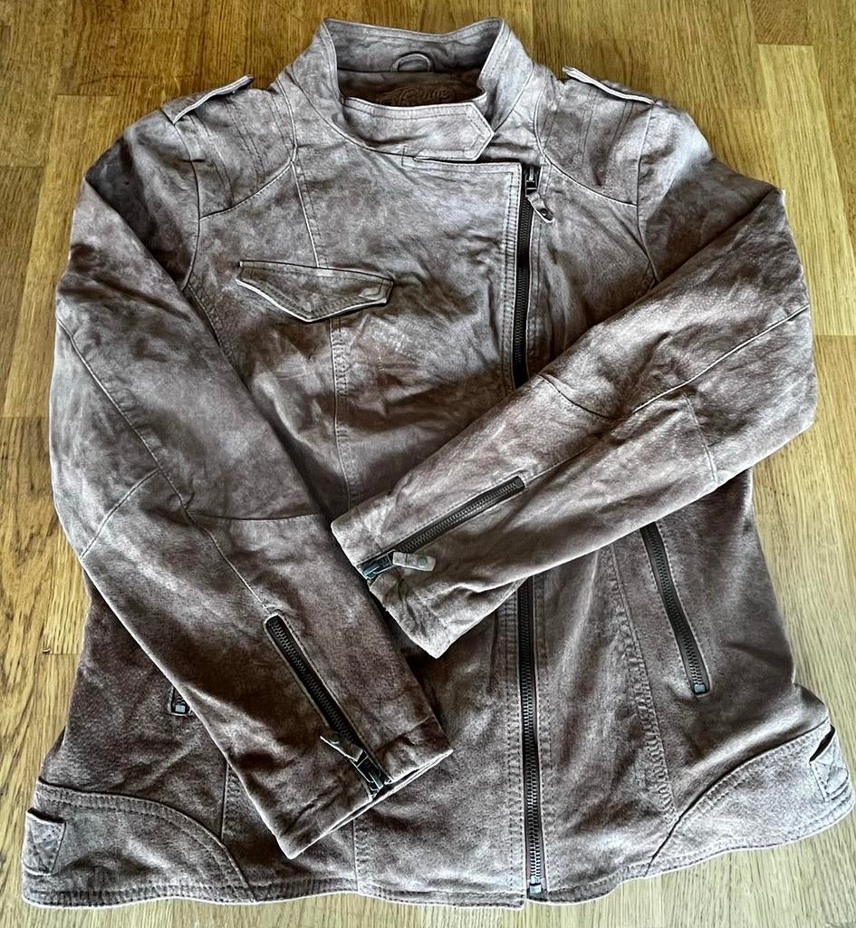 Yjessica (C&A) vintage bruine leren jas — Maat 46, Kleding | Dames, Maat 46/48 (XL) of groter, Ophalen of Verzenden, Gedragen