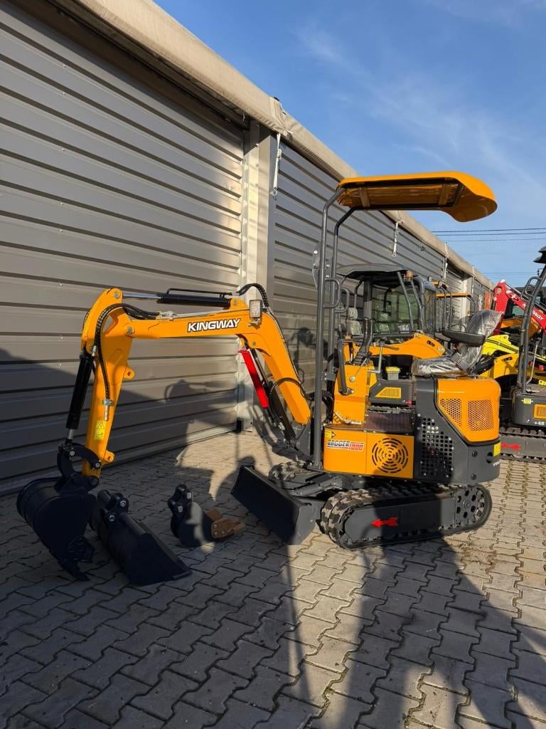 PROMO! Mini-pelle Kingway Bagger1000 bras pivotant, 3 godets, Articles professionnels, Machines & Construction | Grues & Excavatrices