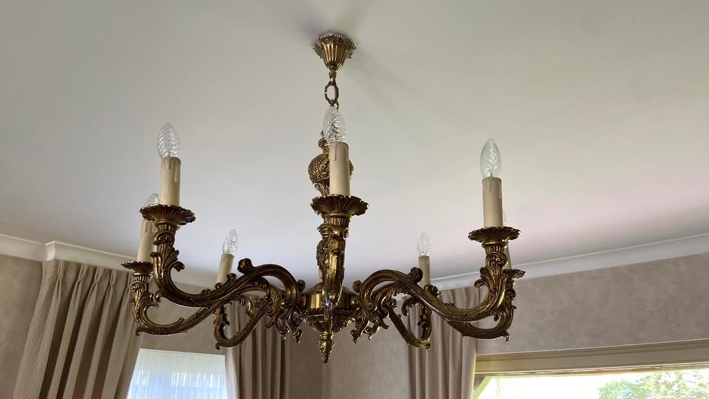 Lustre en bronze à 8 bras, Enlèvement, Comme neuf