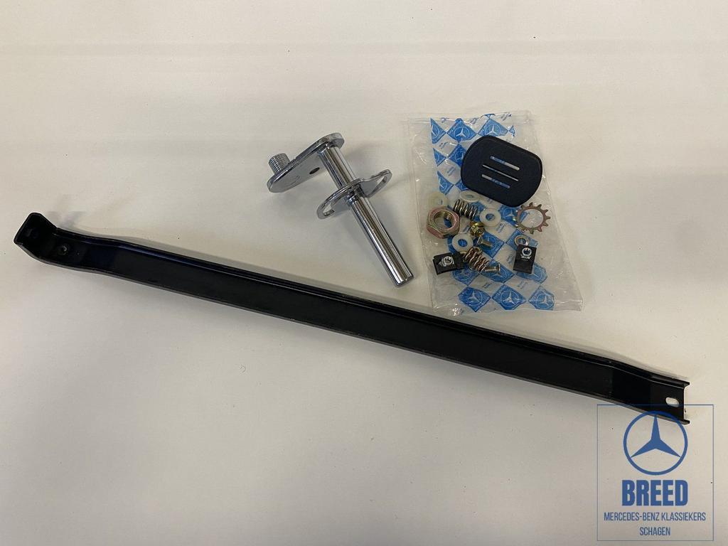 NOS montageset middenarmsteun voor Mercedes-Benz W123 1e + 2, Auto-onderdelen, Interieur en Bekleding, -, Nieuw, Ophalen of Verzenden