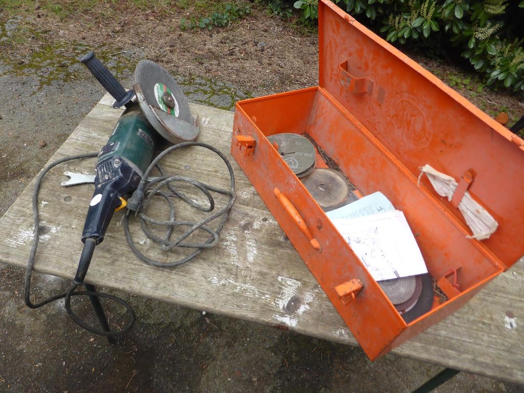 grote slijpmachine metabo Ø230mm - 1700watt in goede werking, Ophalen, Gebruikt, 1000 watt of meer