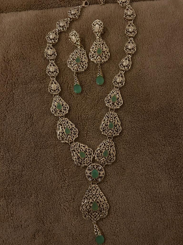 Set de bijoux, Bijoux, Sacs & Beauté, Enlèvement, Neuf, Or